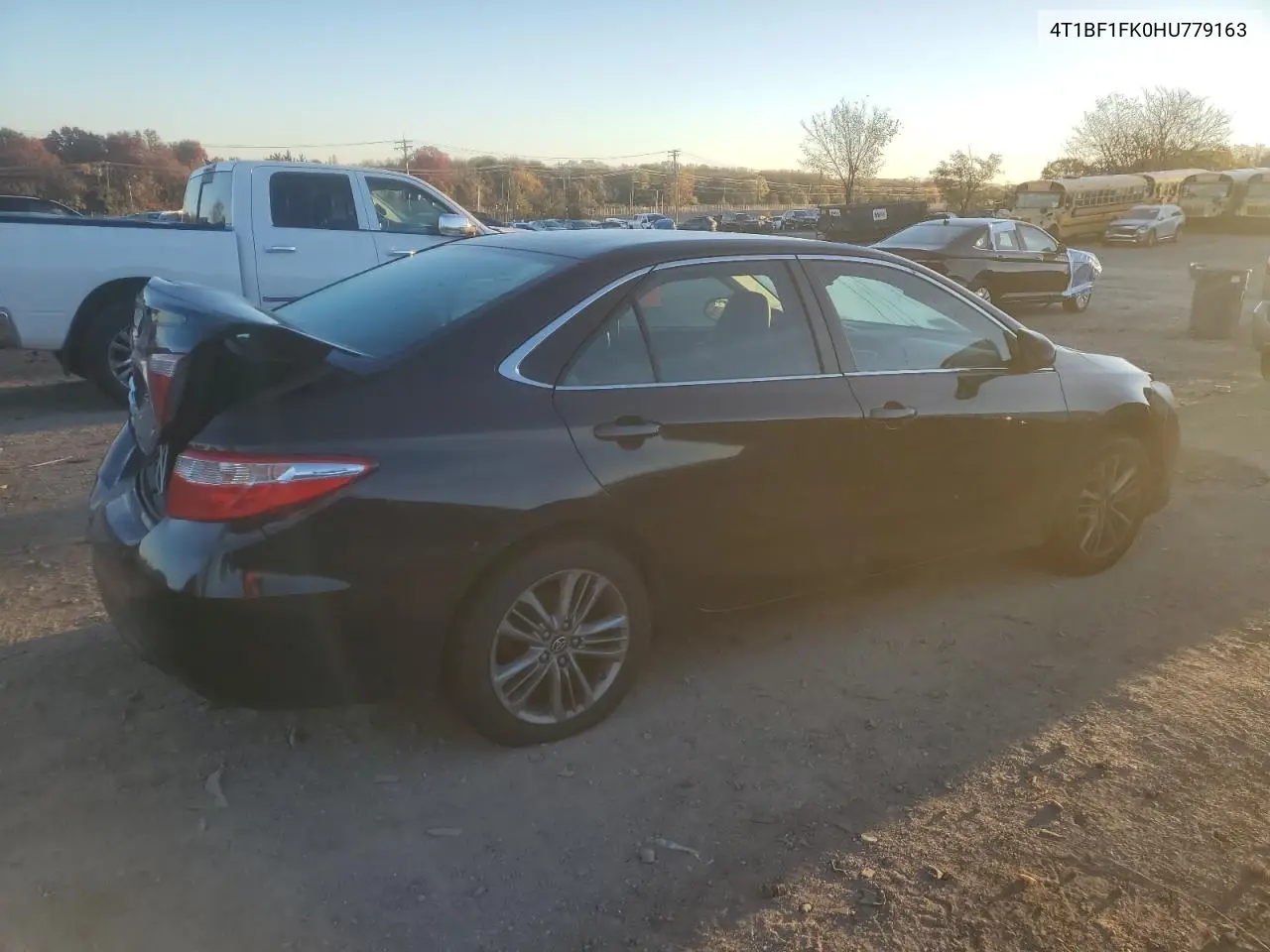 4T1BF1FK0HU779163 2017 Toyota Camry Le