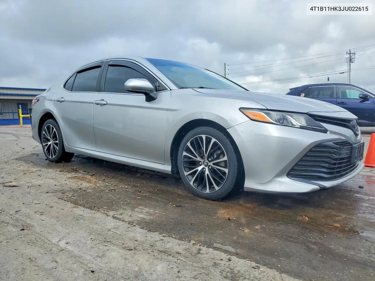 2018 Toyota Camry Le VIN: 4T1B11HK3JU022615 Lot: 61614036