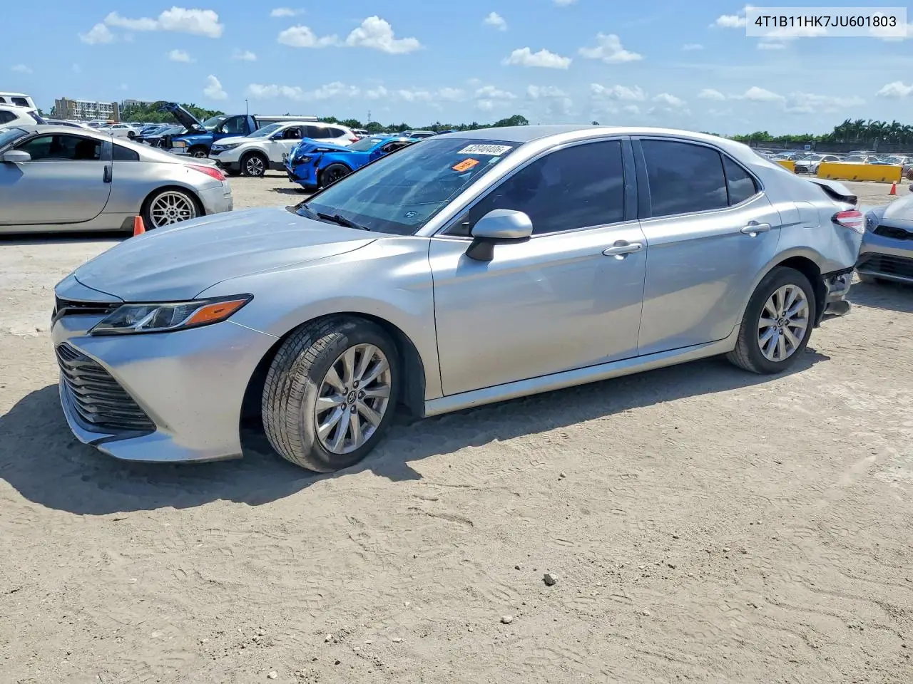 2018 Toyota Camry Le VIN: 4T1B11HK7JU601803 Lot: 62040406
