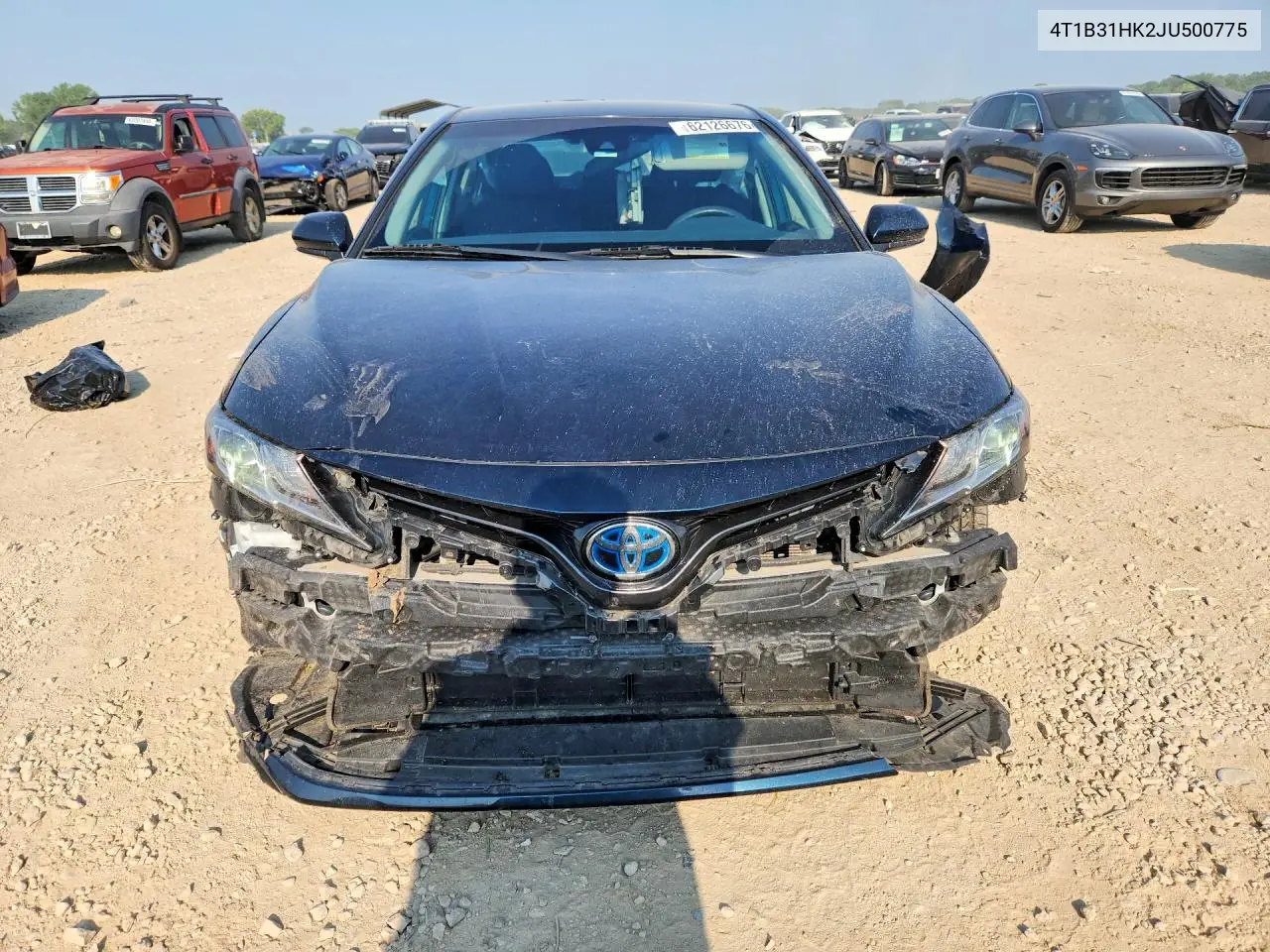 2018 Toyota Camry Le VIN: 4T1B31HK2JU500775 Lot: 62126676