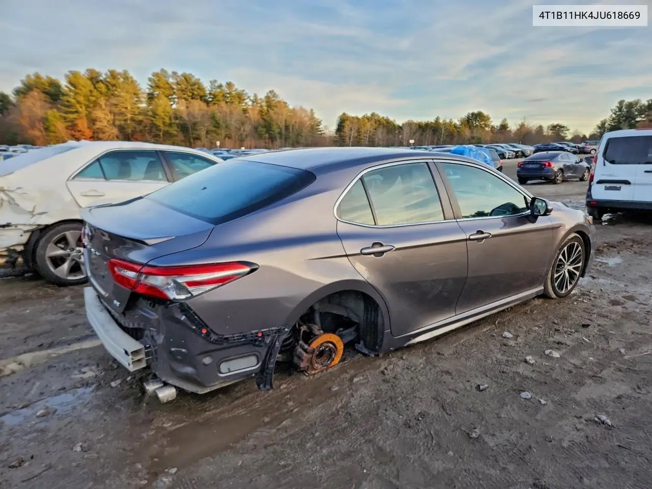 4T1B11HK4JU618669 2018 Toyota Camry Se