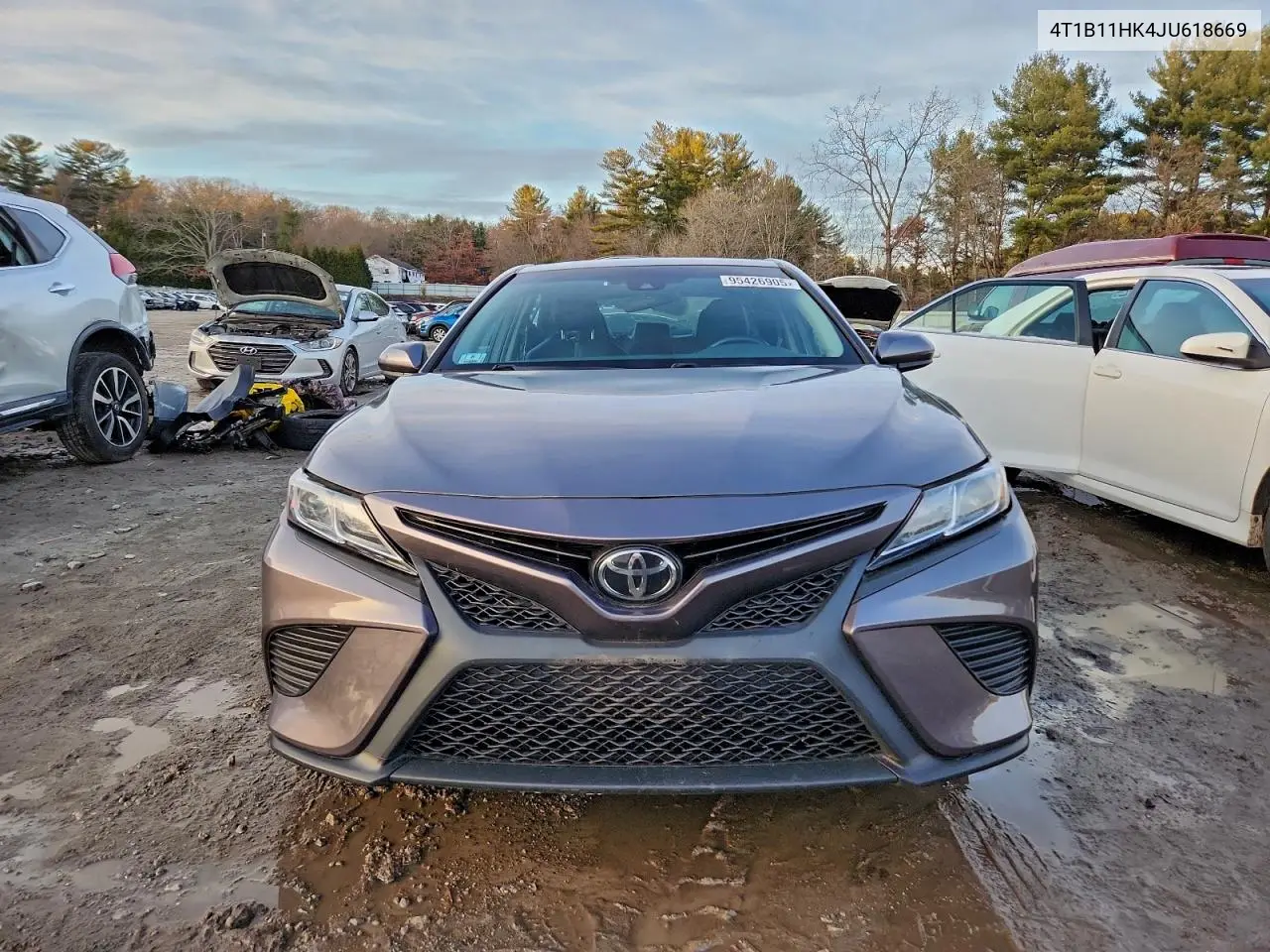 4T1B11HK4JU618669 2018 Toyota Camry Se