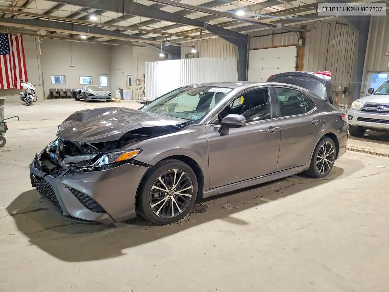 4T1B11HK2KU807337 2019 Toyota Camry