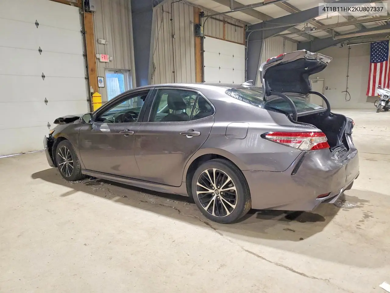 4T1B11HK2KU807337 2019 Toyota Camry