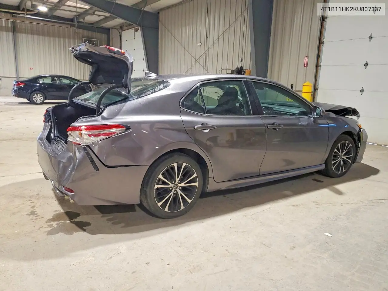 4T1B11HK2KU807337 2019 Toyota Camry