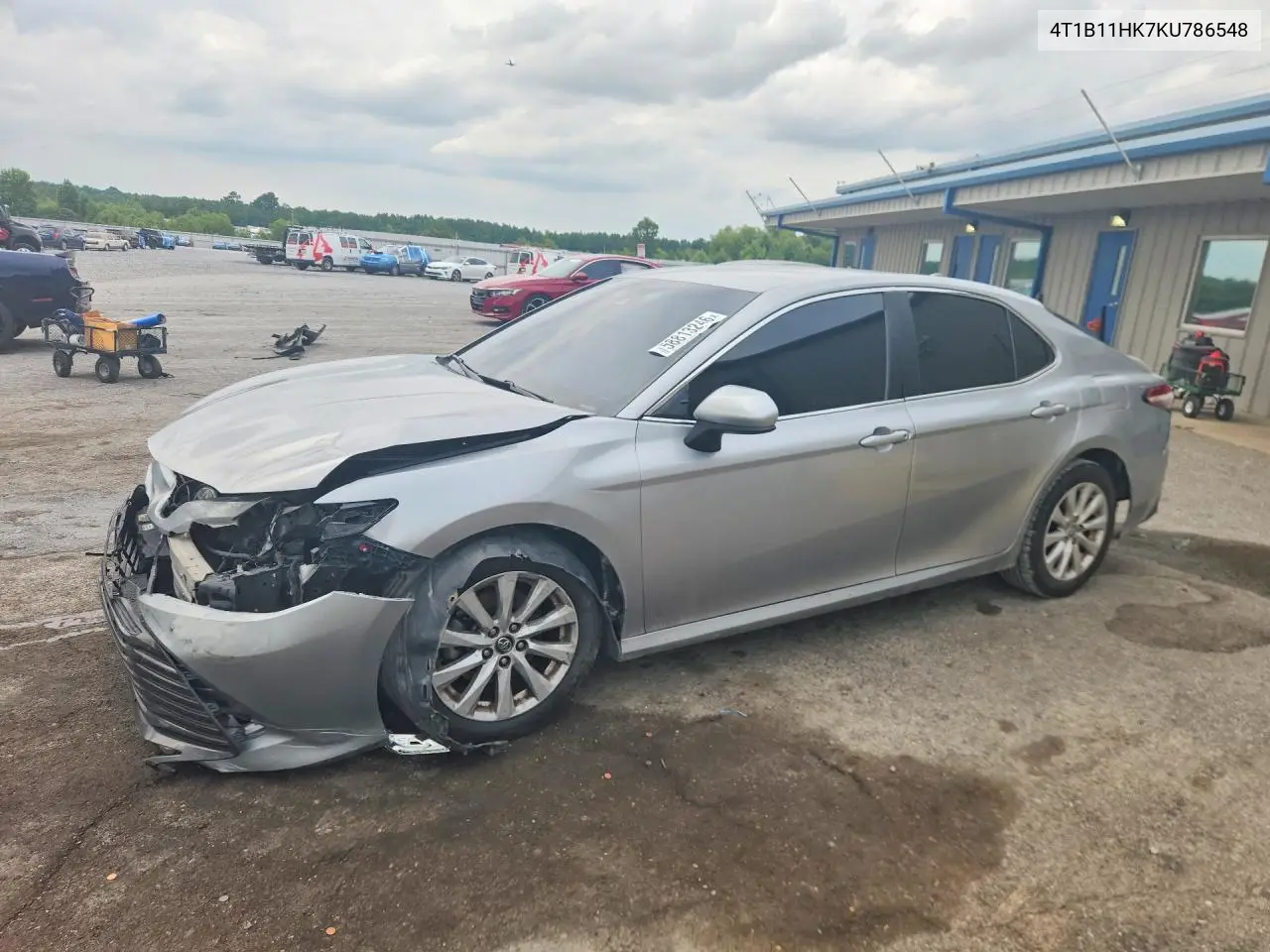 2019 Toyota Camry Le VIN: 4T1B11HK7KU786548 Lot: 58813246