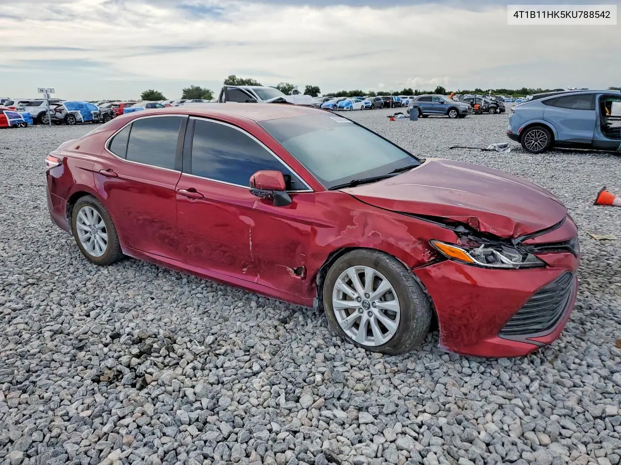 2019 Toyota Camry Le VIN: 4T1B11HK5KU788542 Lot: 58902156
