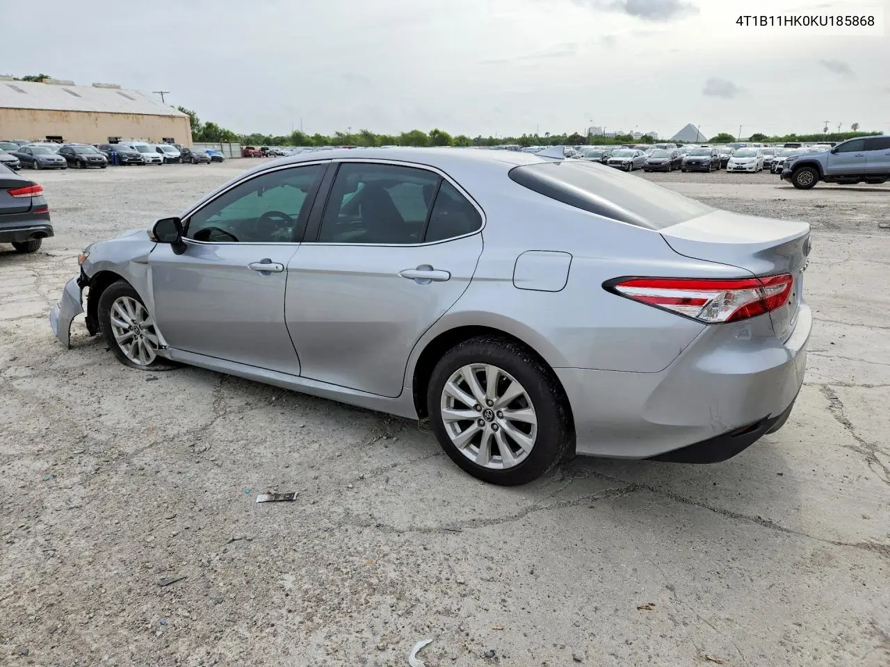 2019 Toyota Camry Le VIN: 4T1B11HK0KU185868 Lot: 61024846