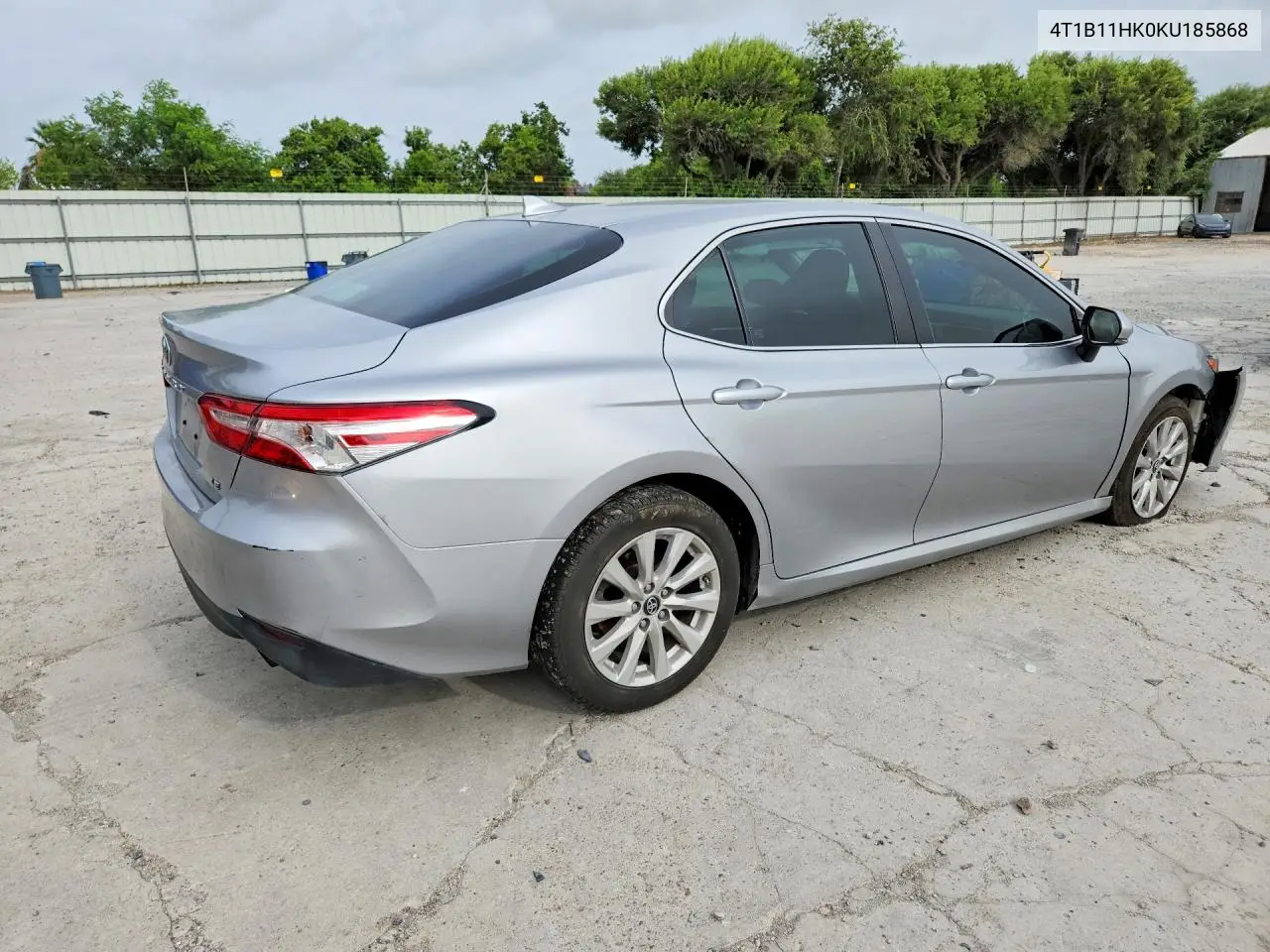 2019 Toyota Camry Le VIN: 4T1B11HK0KU185868 Lot: 61024846