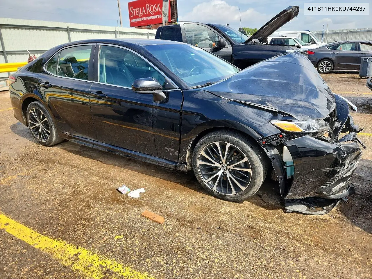 2019 Toyota Camry Se VIN: 4T1B11HK0KU744237 Lot: 61335246