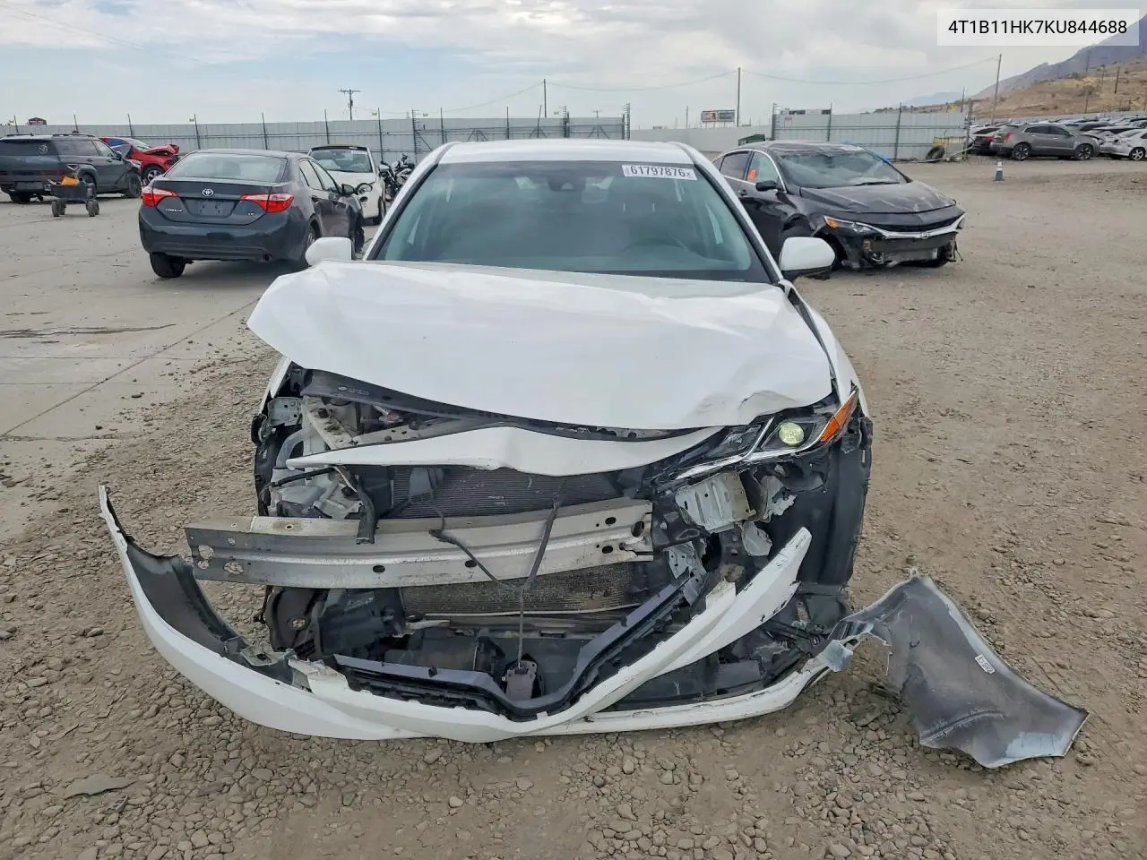 2019 Toyota Camry Le VIN: 4T1B11HK7KU844688 Lot: 61797876