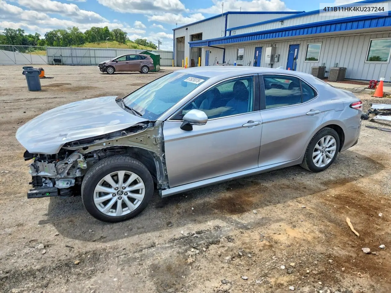 2019 Toyota Camry Le VIN: 4T1B11HK4KU237244 Lot: 61929376