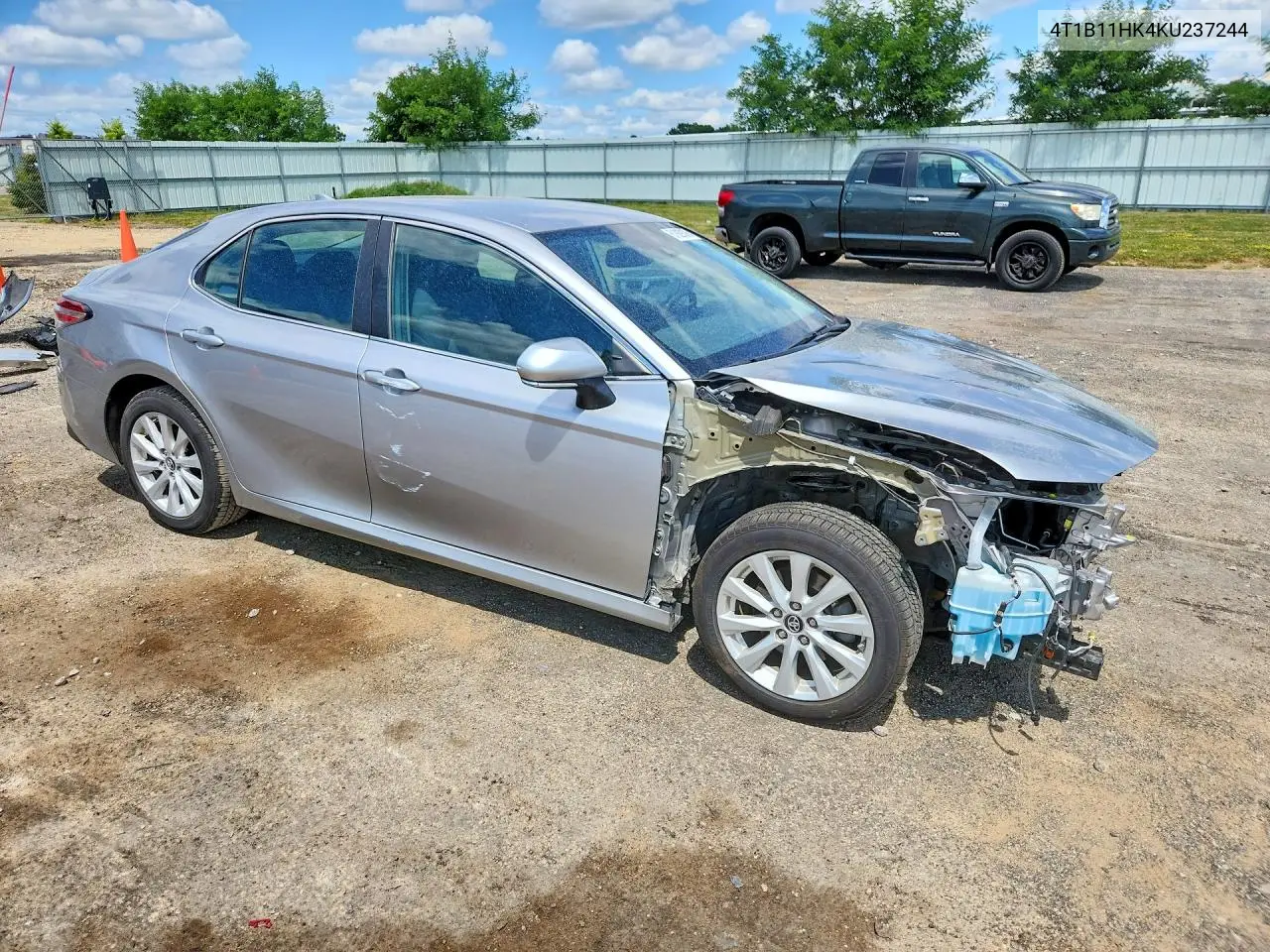 2019 Toyota Camry Le VIN: 4T1B11HK4KU237244 Lot: 61929376
