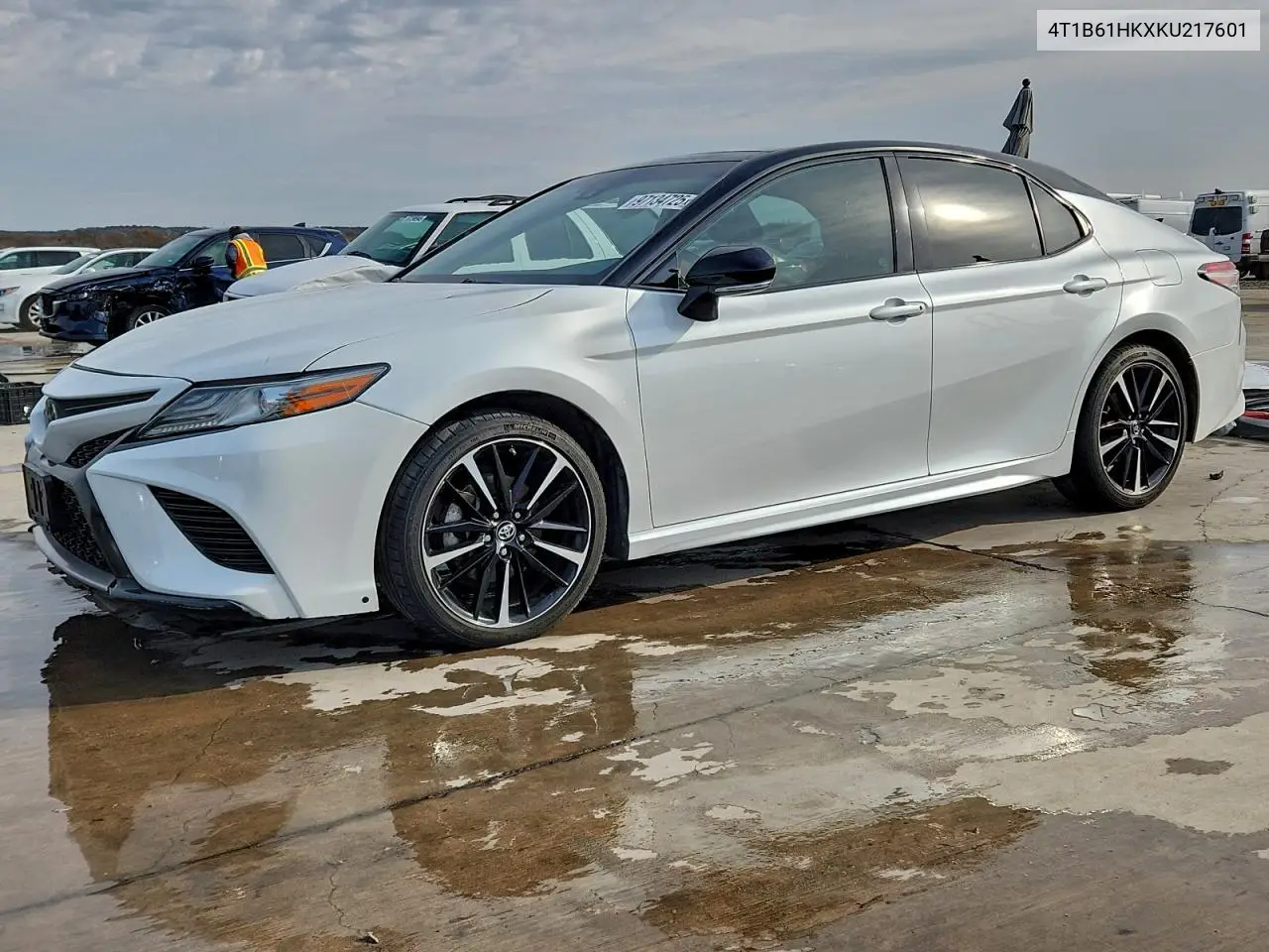 4T1B61HKXKU217601 2019 Toyota Camry Xse