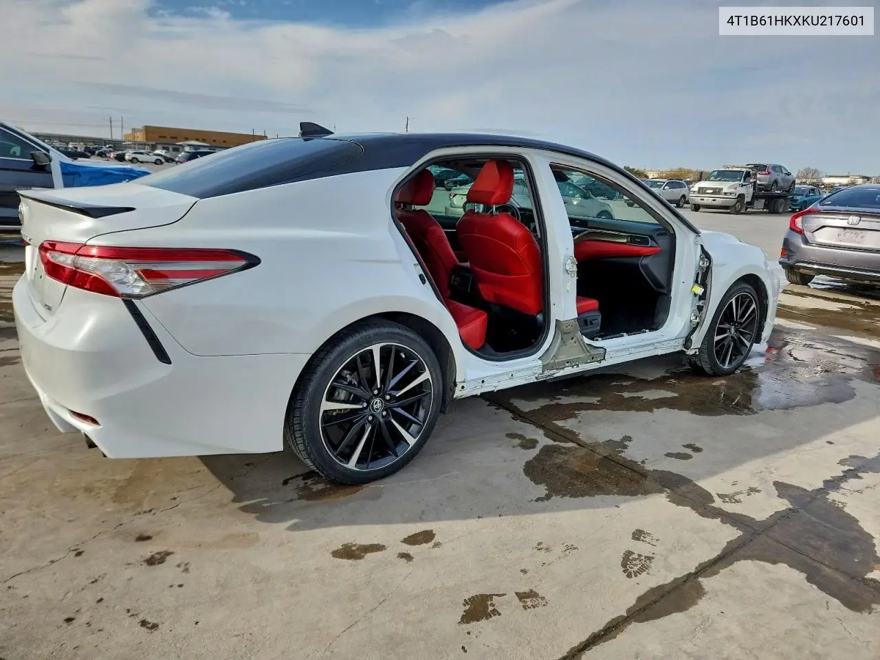 4T1B61HKXKU217601 2019 Toyota Camry Xse