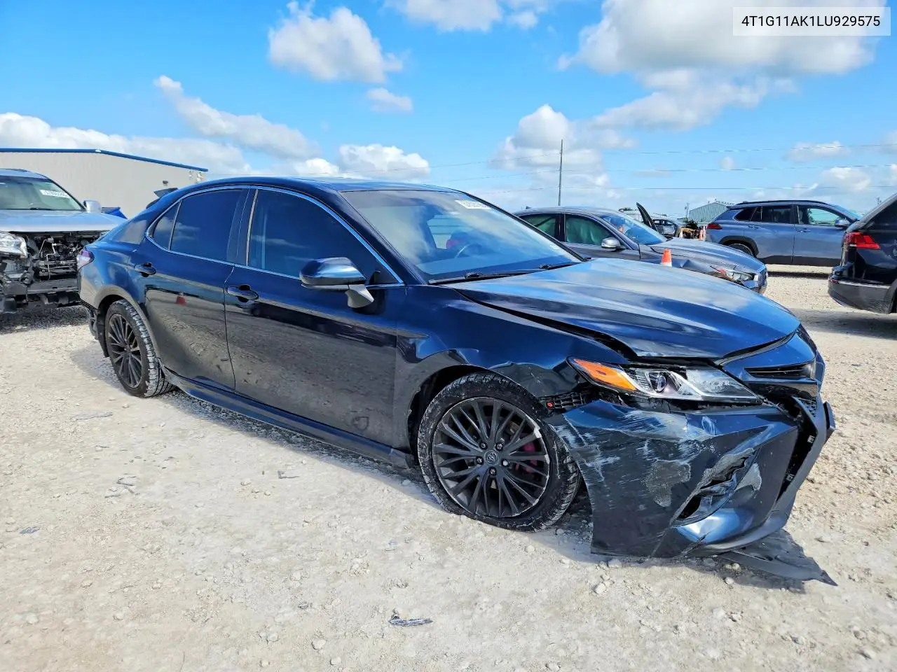 2020 Toyota Camry Se VIN: 4T1G11AK1LU929575 Lot: 57520196