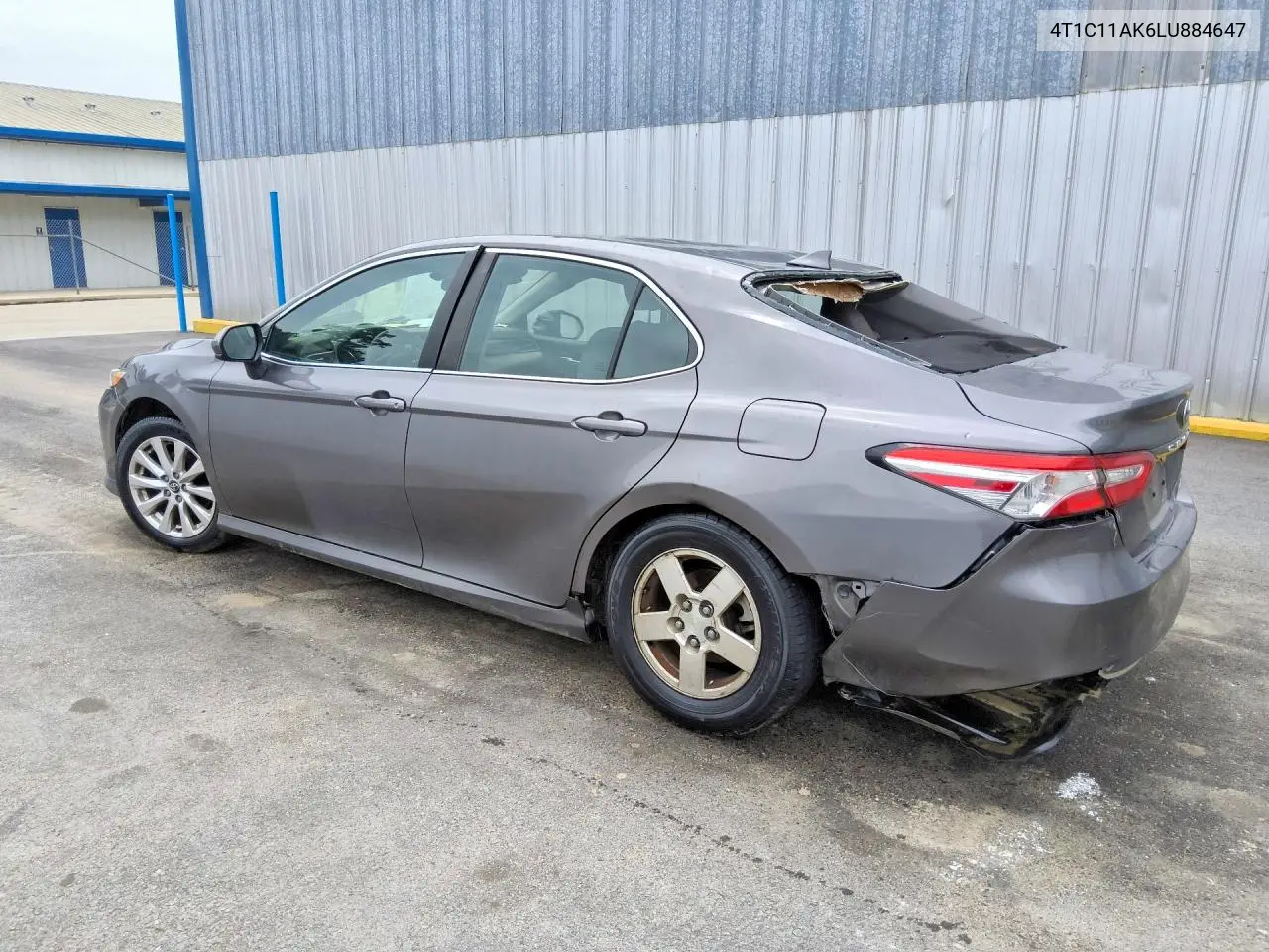 2020 Toyota Camry Le VIN: 4T1C11AK6LU884647 Lot: 58064226
