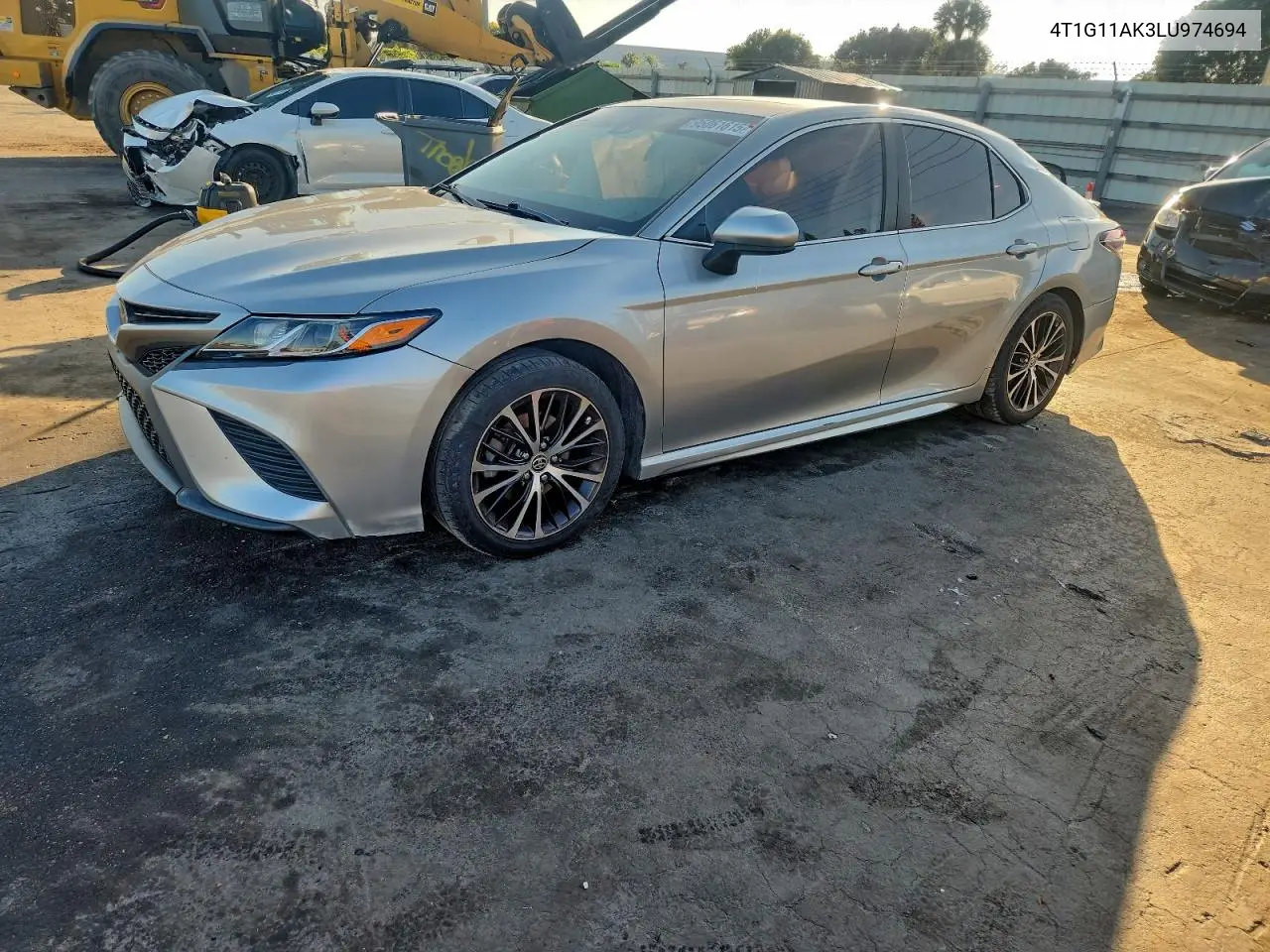 4T1G11AK3LU974694 2020 Toyota Camry Se