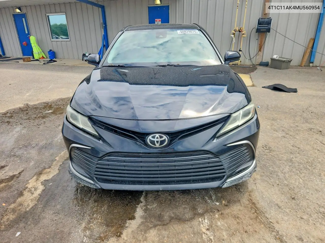2021 Toyota Camry Le VIN: 4T1C11AK4MU560954 Lot: 60829076