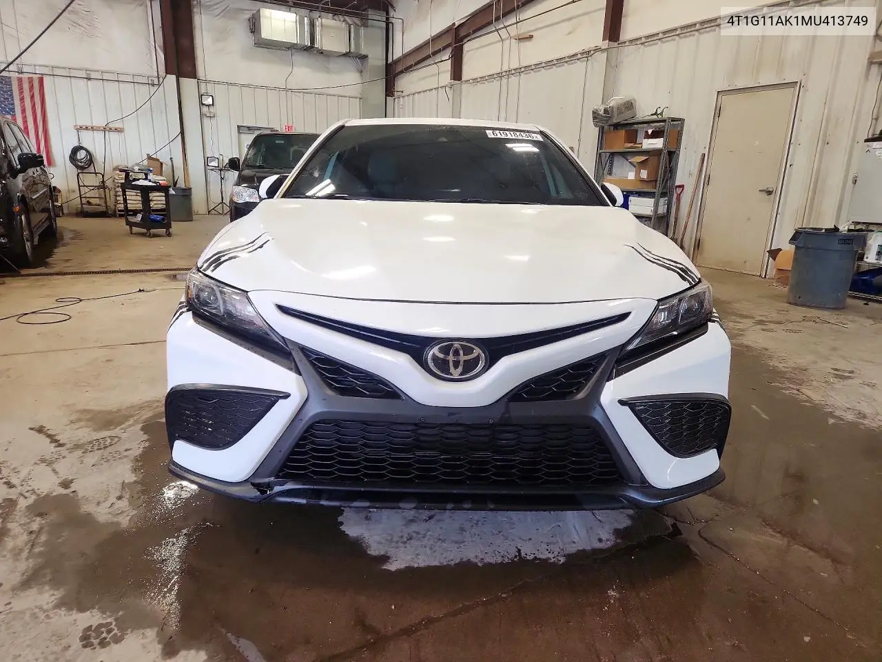4T1G11AK1MU413749 2021 Toyota Camry Se
