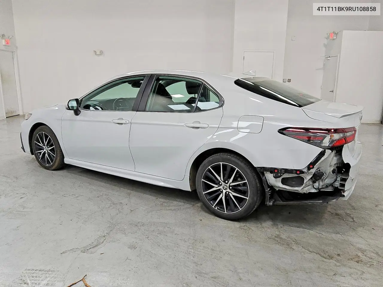 4T1T11BK9RU108858 2024 Toyota Camry Se