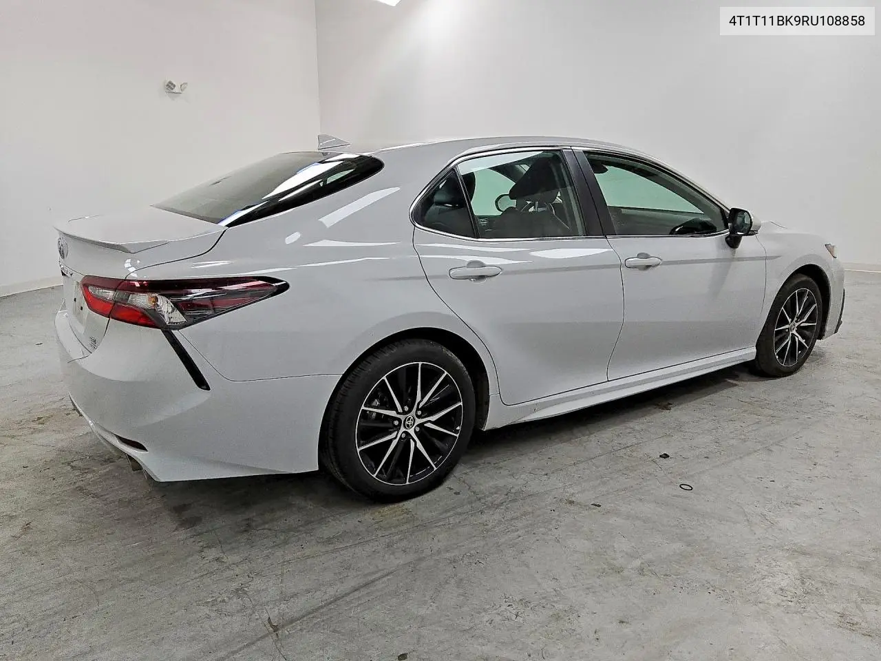 4T1T11BK9RU108858 2024 Toyota Camry Se