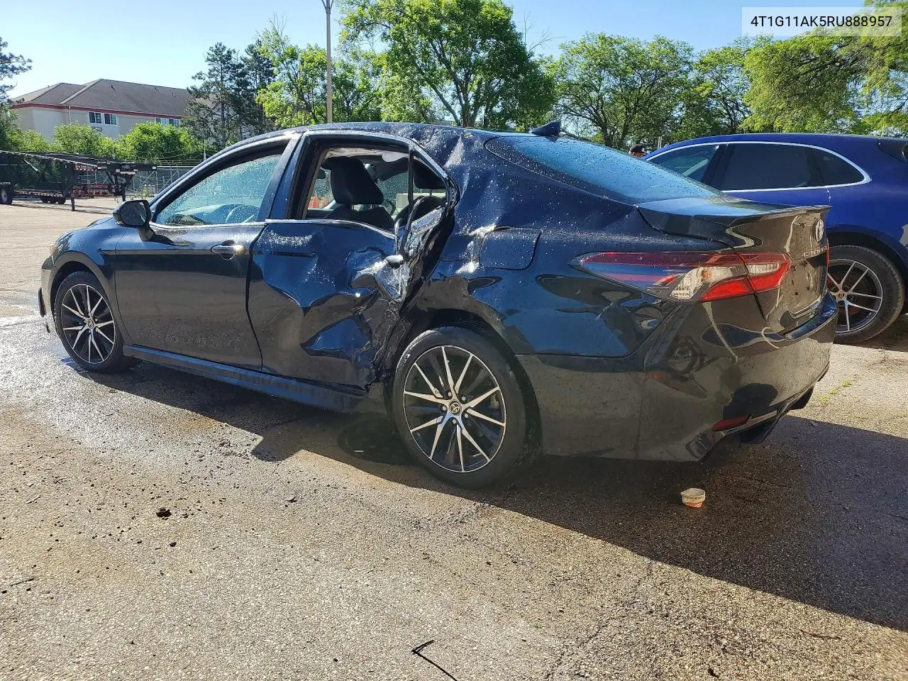 2024 Toyota Camry Se VIN: 4T1G11AK5RU888957 Lot: 57535536