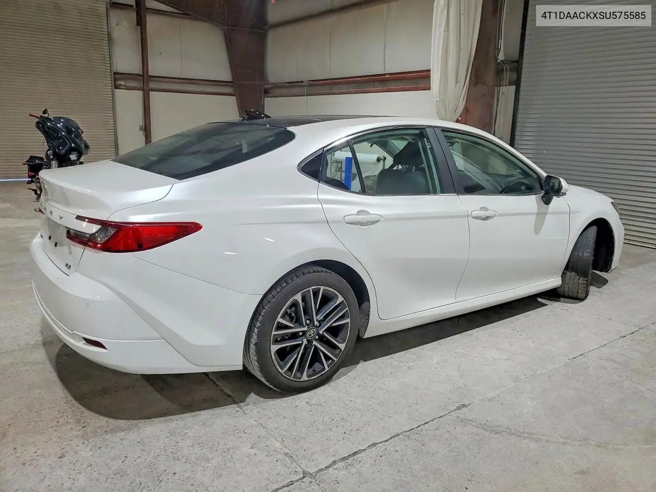 4T1DAACKXSU575585 2025 Toyota Camry Xle