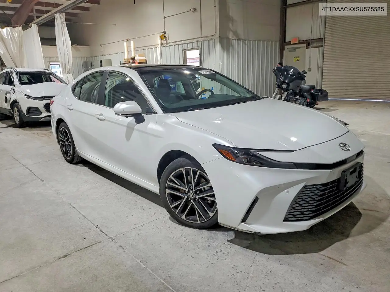 4T1DAACKXSU575585 2025 Toyota Camry Xle