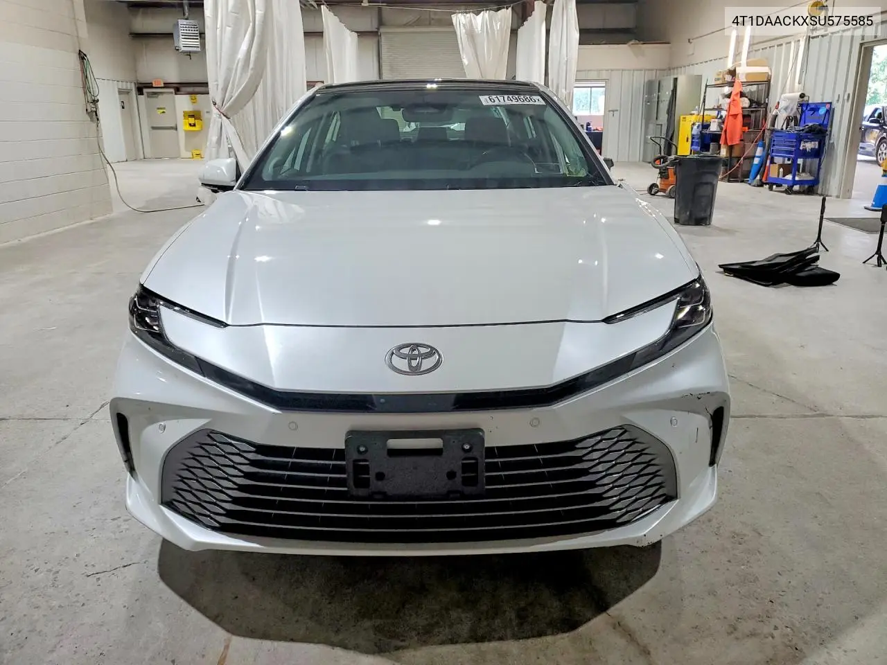 4T1DAACKXSU575585 2025 Toyota Camry Xle
