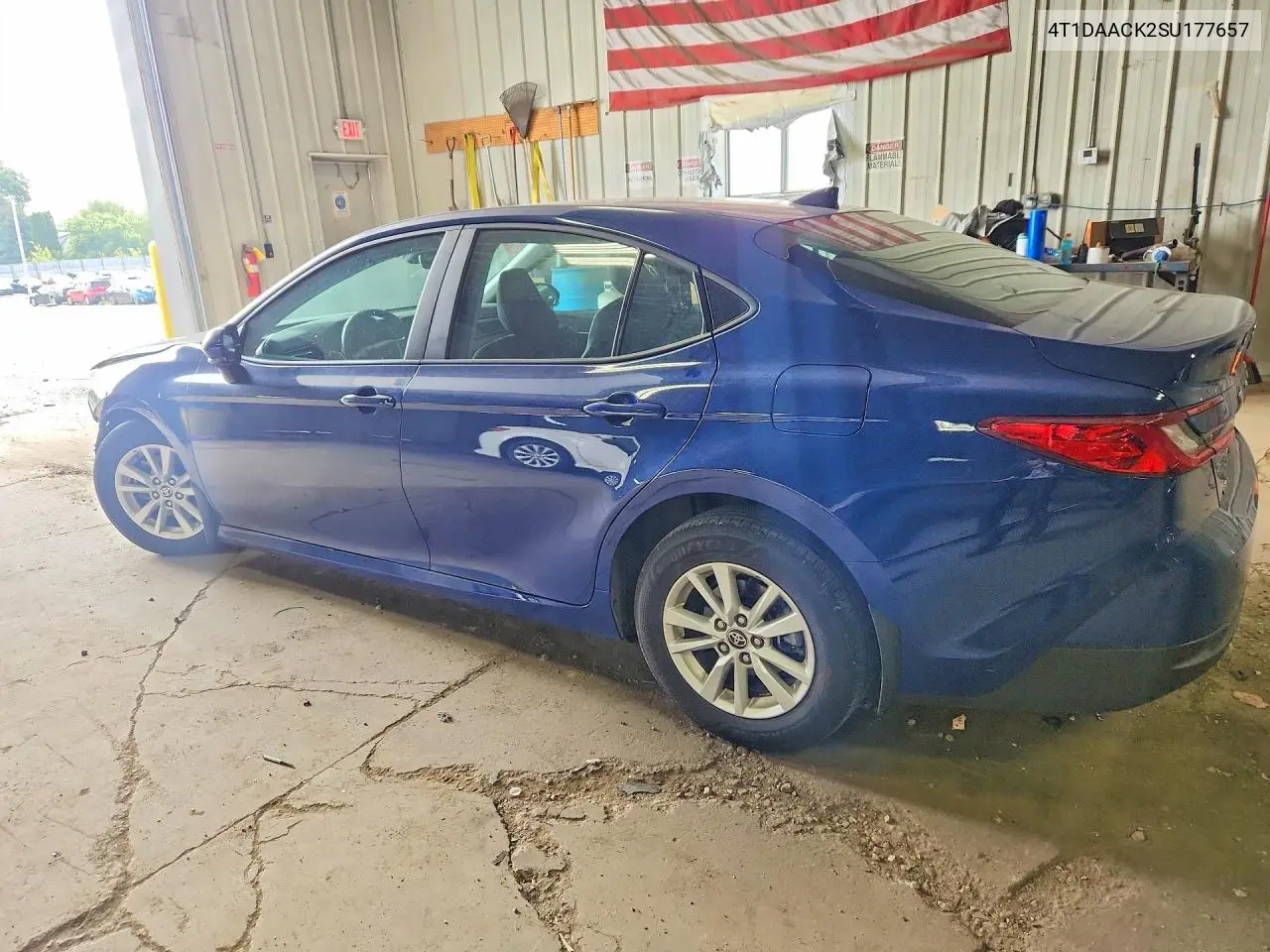 4T1DAACK2SU177657 2025 Toyota Camry Le