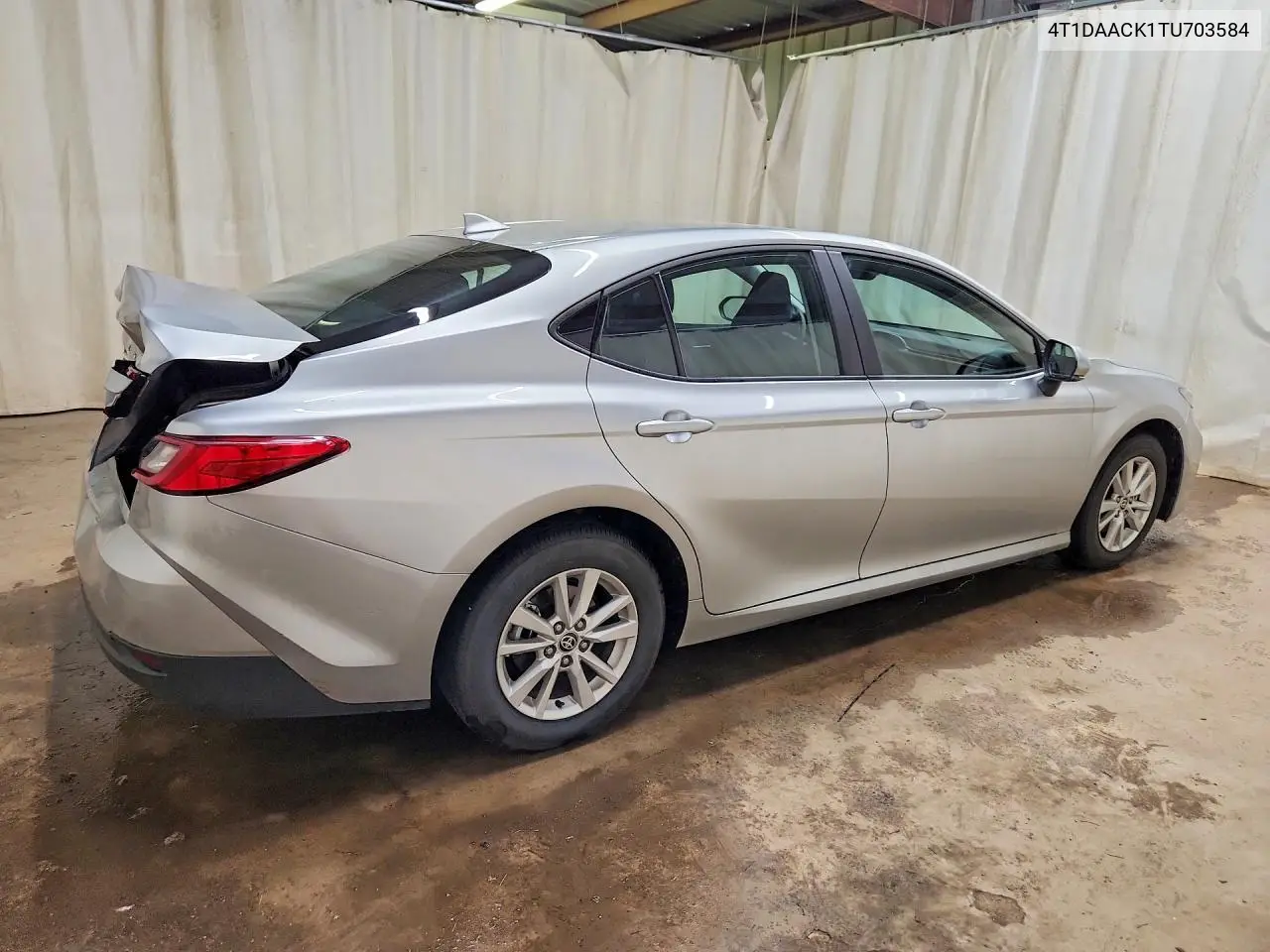 2026 Toyota Camry Le VIN: 4T1DAACK1TU703584 Lot: 61913366