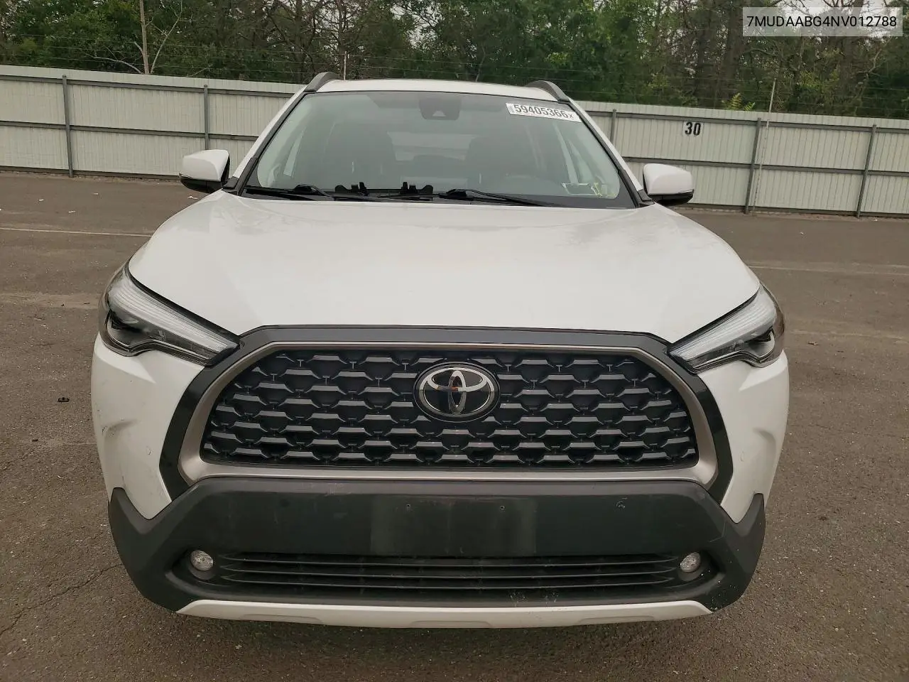 2022 Toyota Corolla Cross Xle VIN: 7MUDAABG4NV012788 Lot: 59405366
