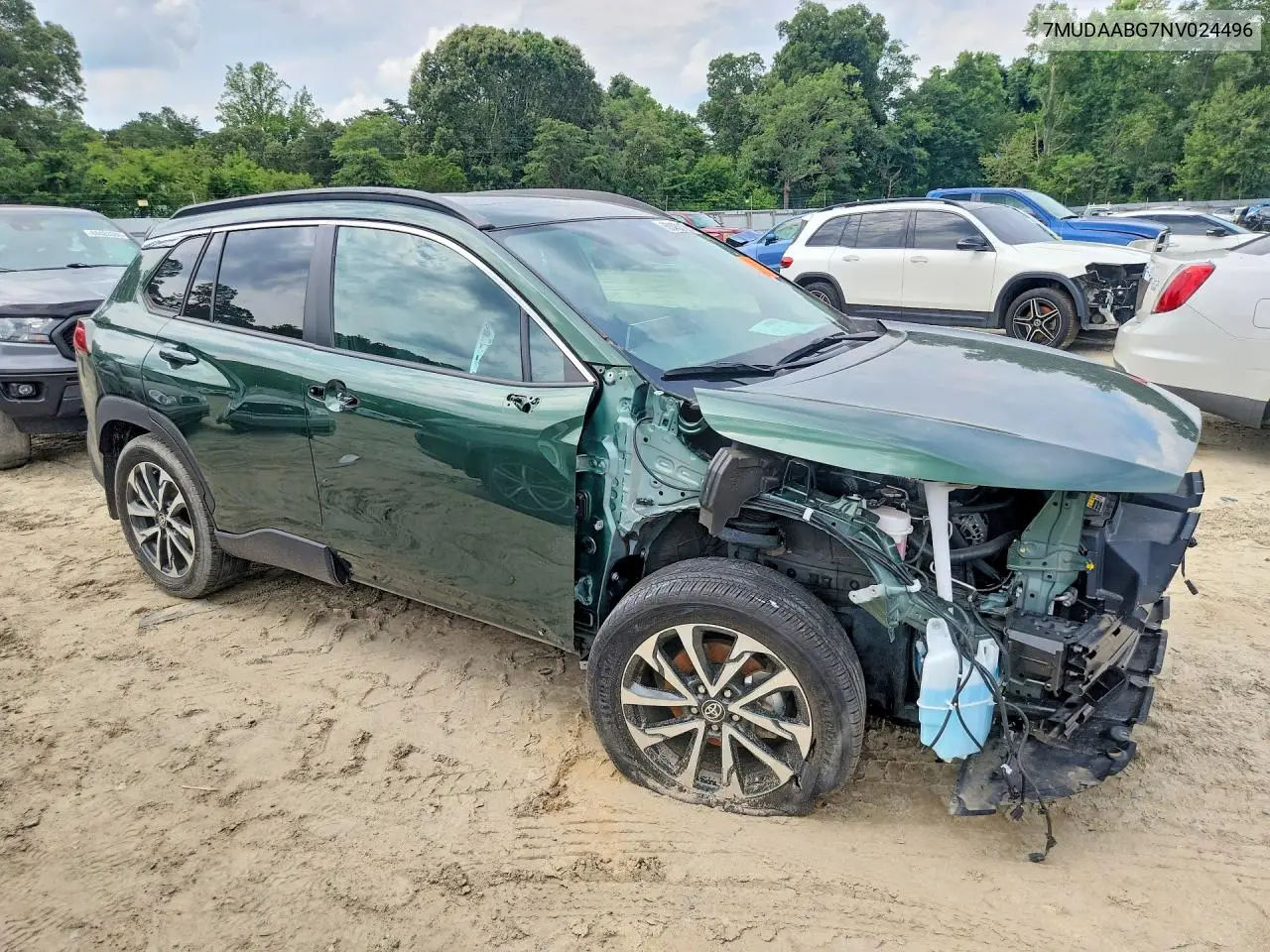 2022 Toyota Corolla Cross Xle VIN: 7MUDAABG7NV024496 Lot: 60430136