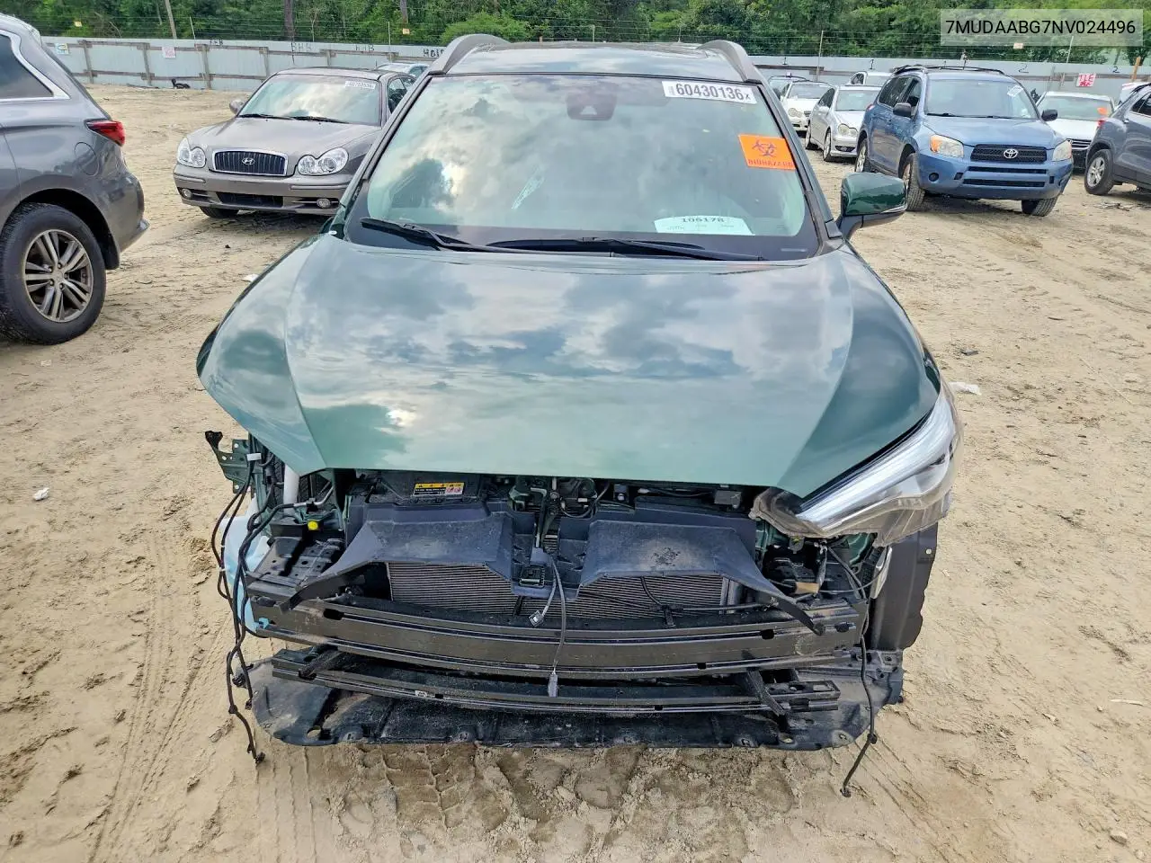 2022 Toyota Corolla Cross Xle VIN: 7MUDAABG7NV024496 Lot: 60430136