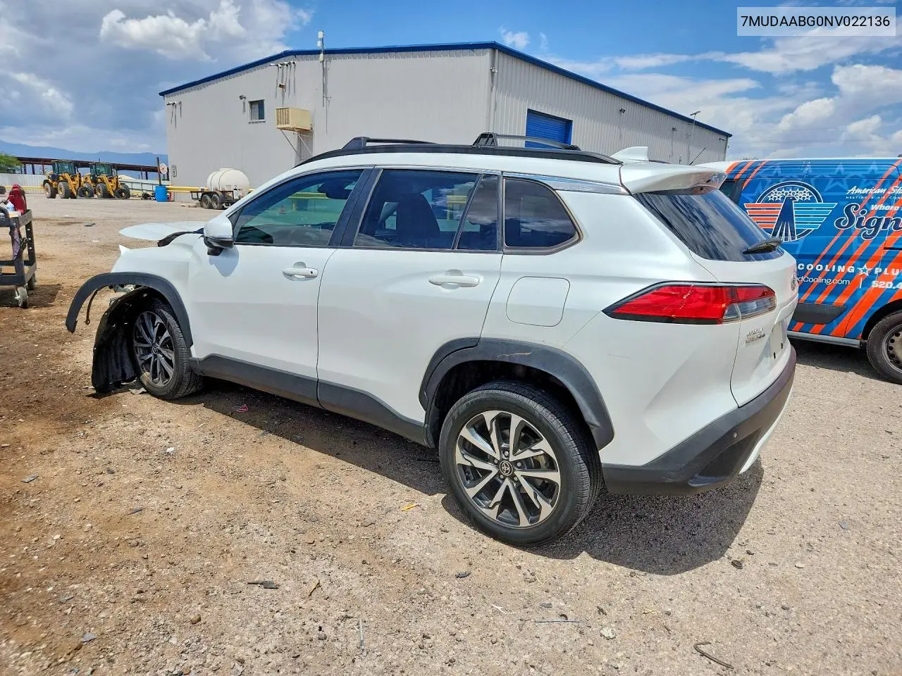 2022 Toyota Corolla Cross Xle VIN: 7MUDAABG0NV022136 Lot: 61377316