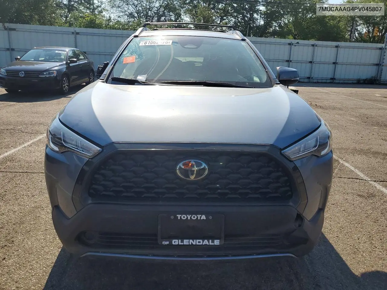 2023 Toyota Corolla Cross Le VIN: 7MUCAAAG4PV045807 Lot: 61062876