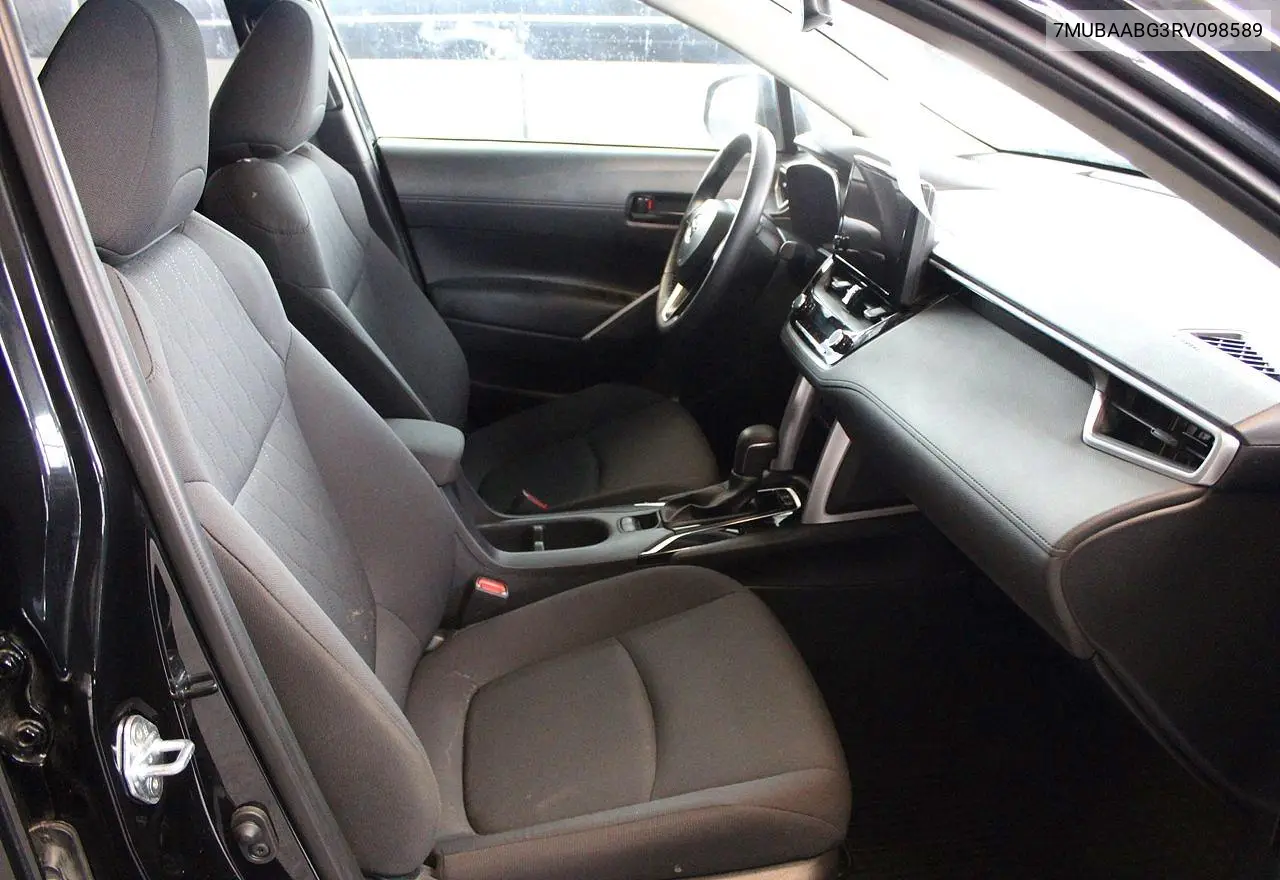 7MUBAABG3RV098589 2024 Toyota Corolla Cross Le