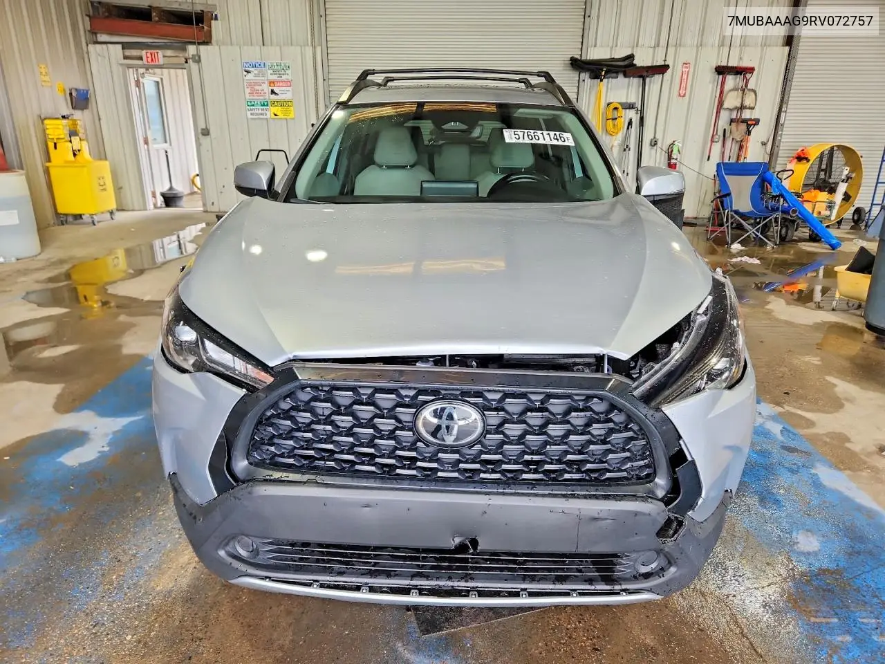 2024 Toyota Corolla Cross Le VIN: 7MUBAAAG9RV072757 Lot: 57661146