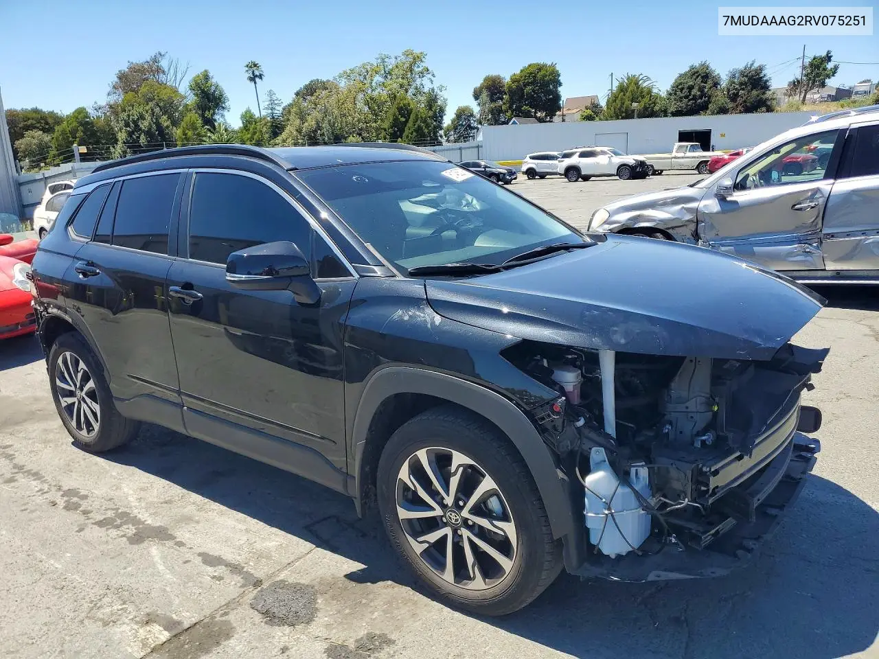 2024 Toyota Corolla Cross Xle VIN: 7MUDAAAG2RV075251 Lot: 61438276