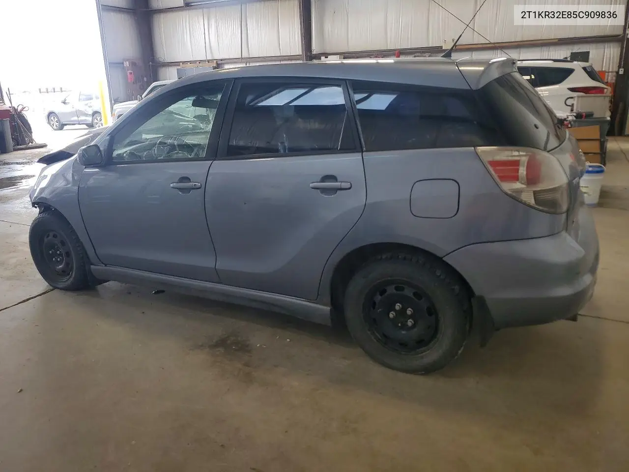 2005 Toyota Corolla Matrix Xr VIN: 2T1KR32E85C909836 Lot: 59178586