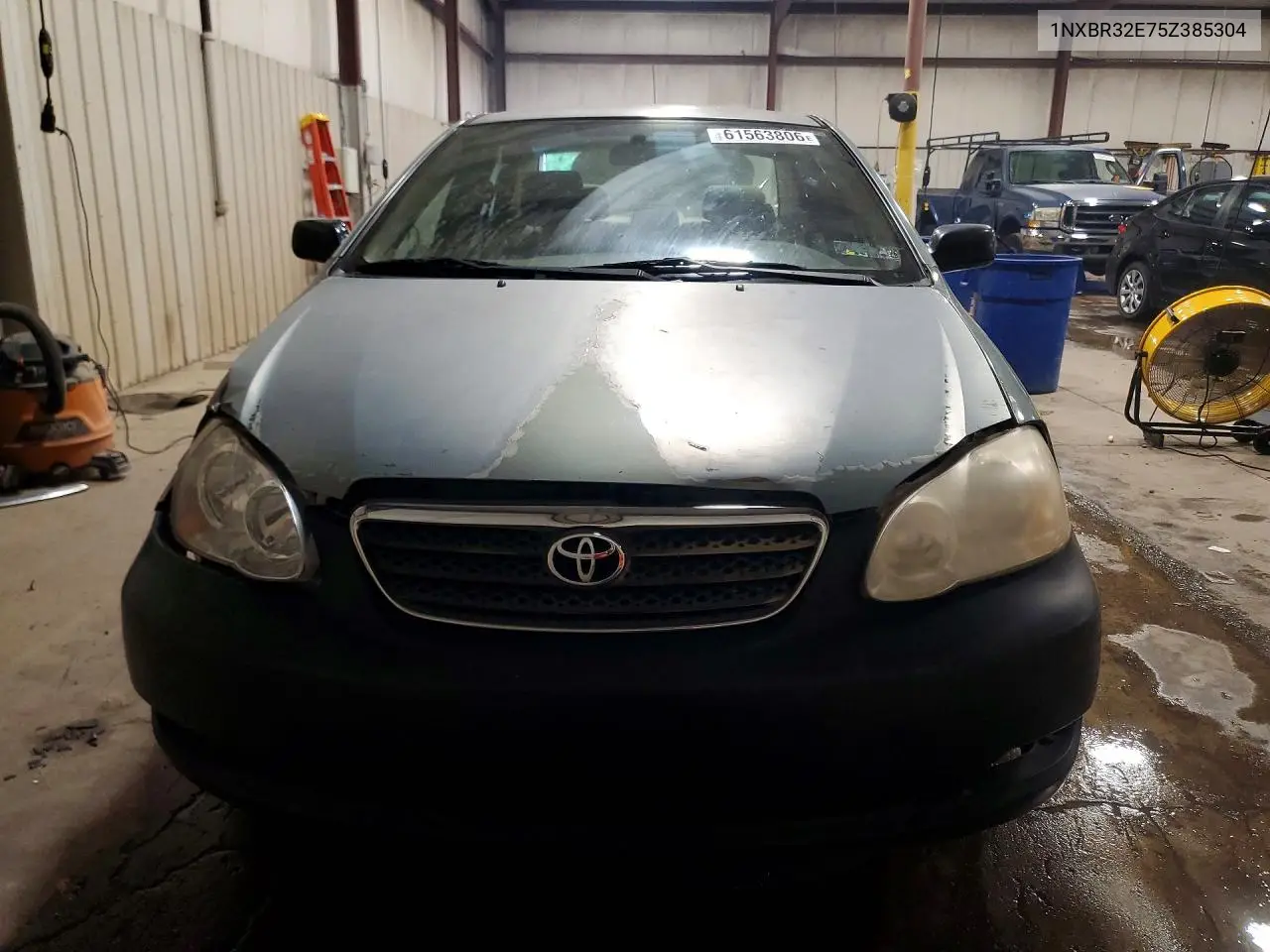 2005 Toyota Corolla Ce VIN: 1NXBR32E75Z385304 Lot: 61563806