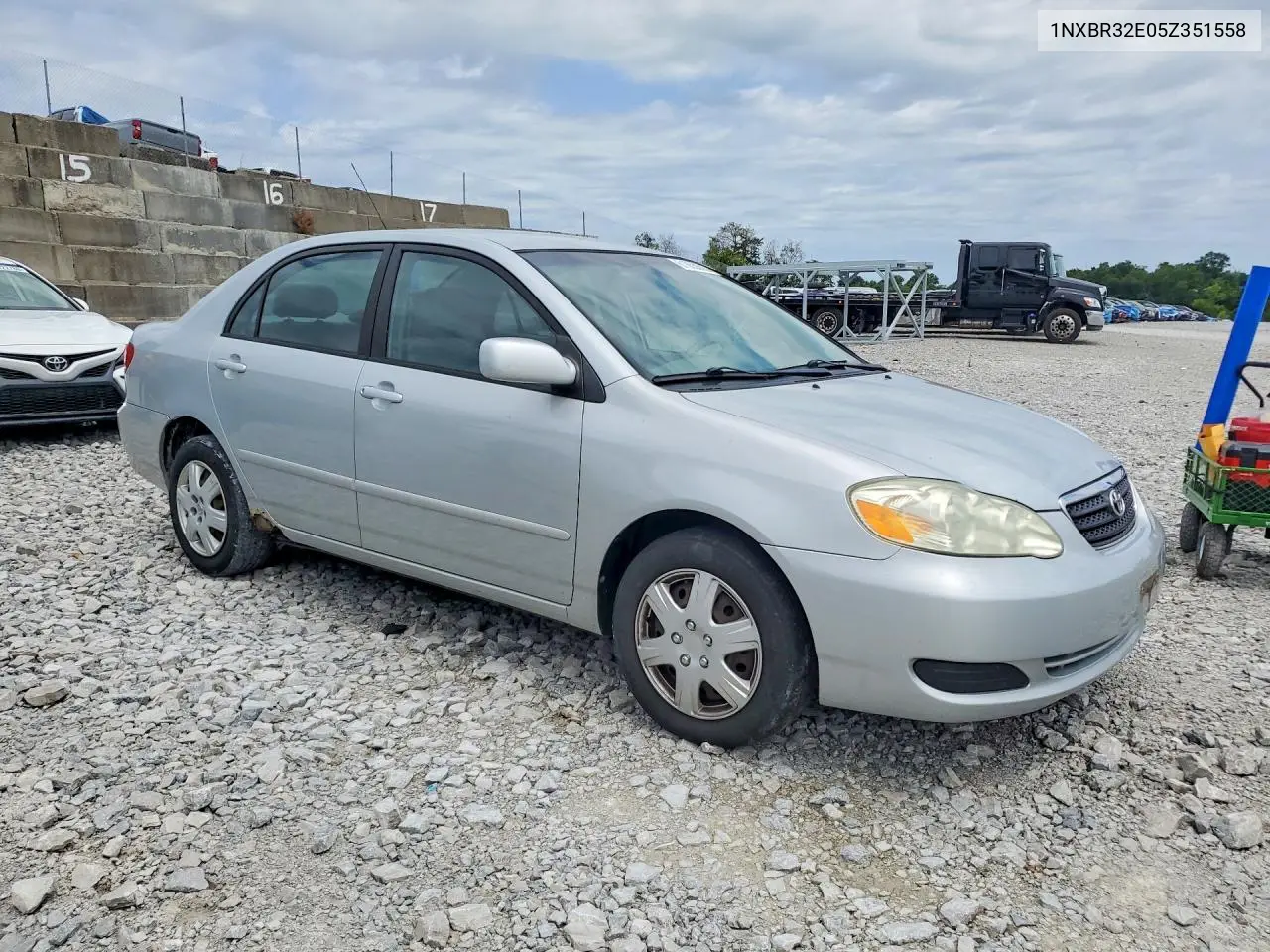 2005 Toyota Corolla Le VIN: 1NXBR32E05Z351558 Lot: 61855506