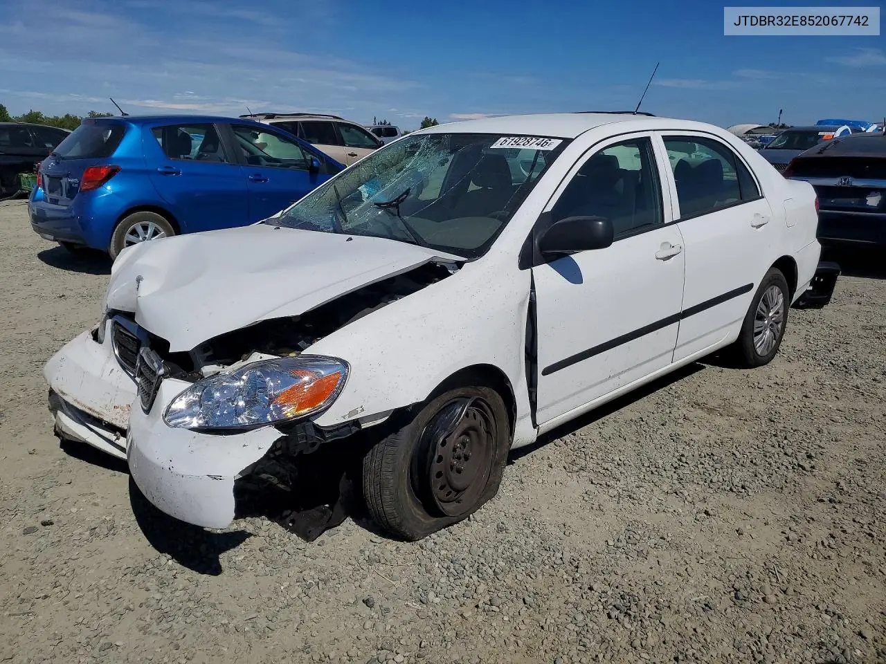 2005 Toyota Corolla Ce VIN: JTDBR32E852067742 Lot: 61928746