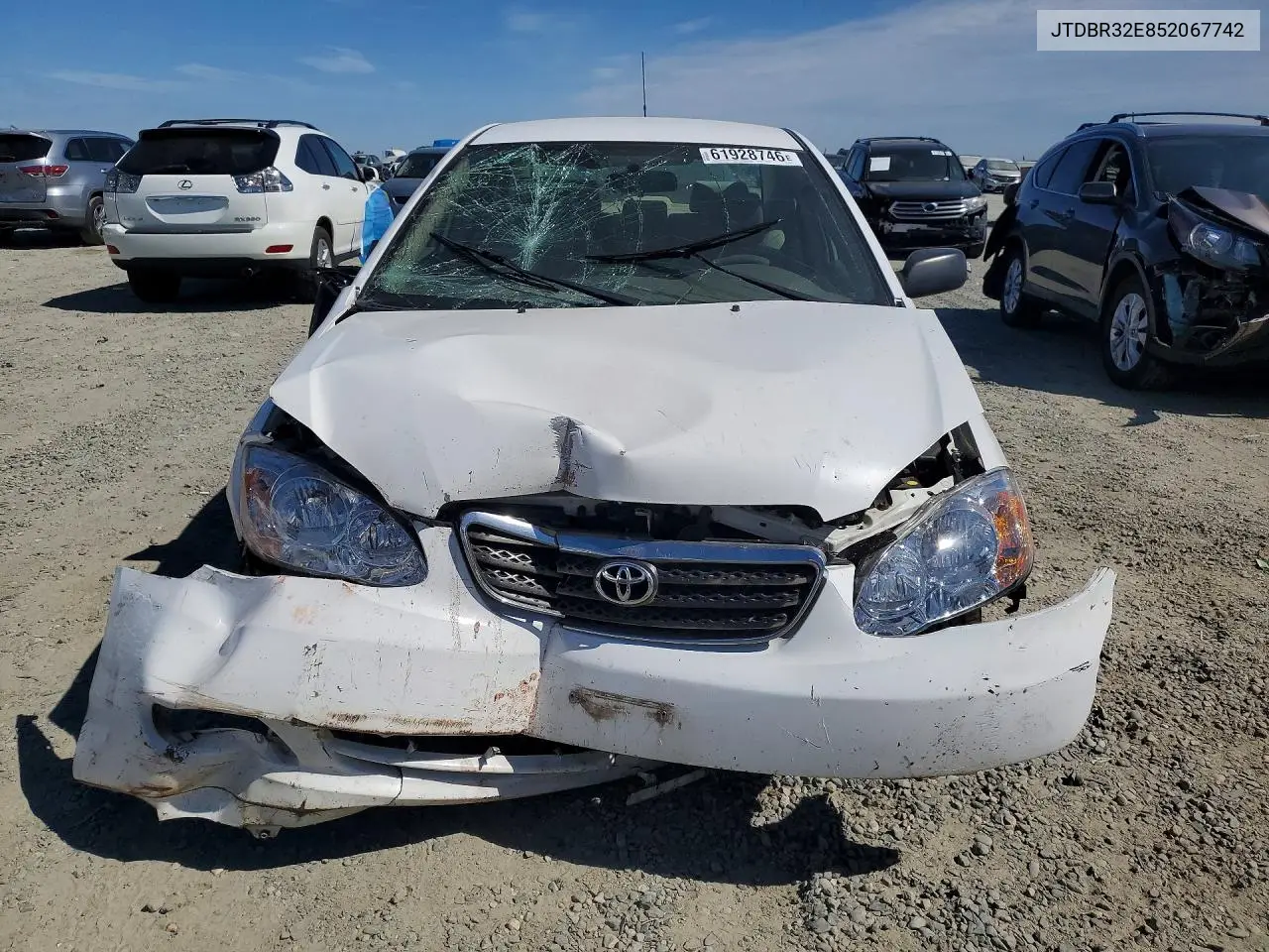 2005 Toyota Corolla Ce VIN: JTDBR32E852067742 Lot: 61928746