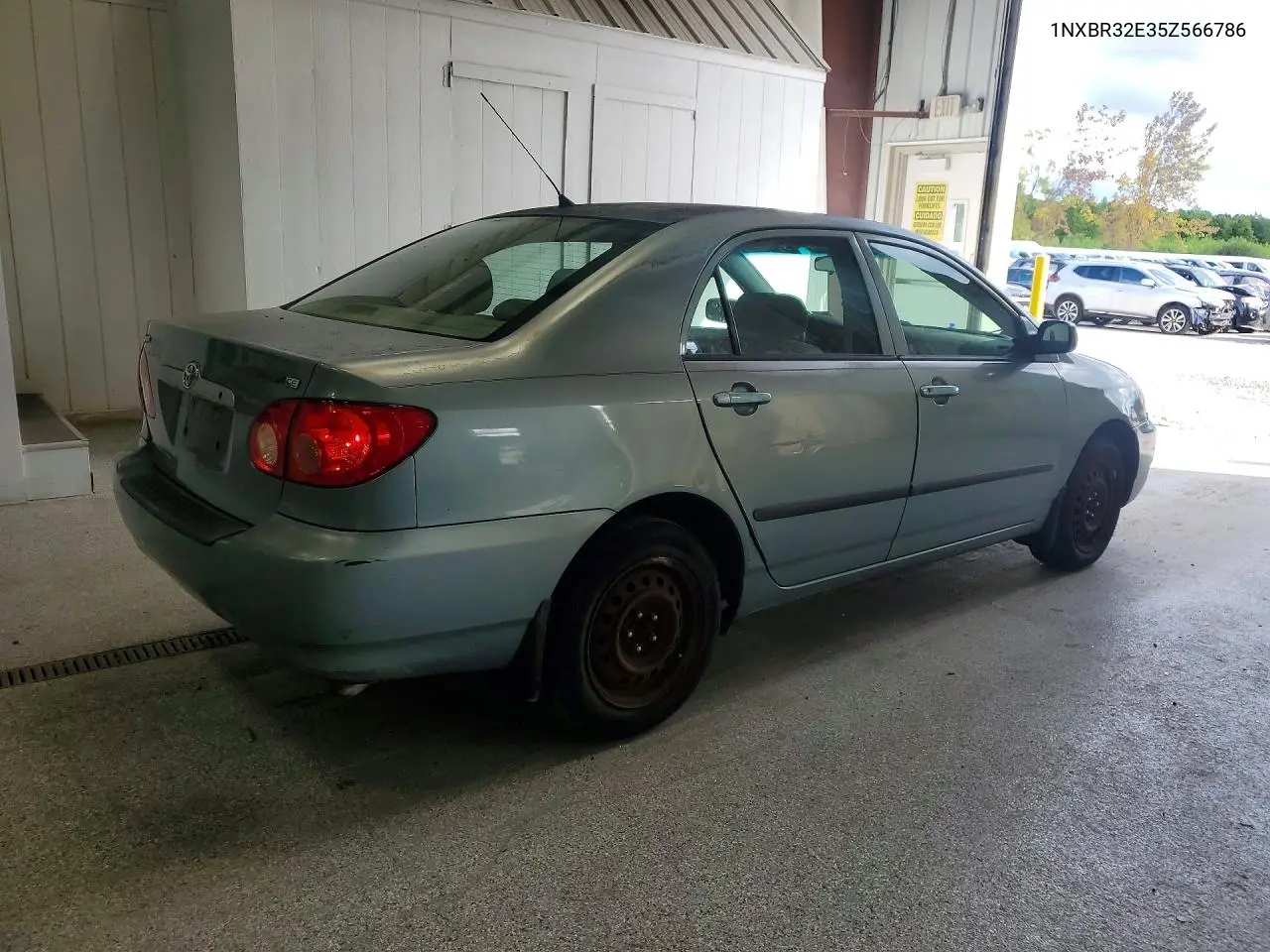2005 Toyota Corolla Ce VIN: 1NXBR32E35Z566786 Lot: 62005426
