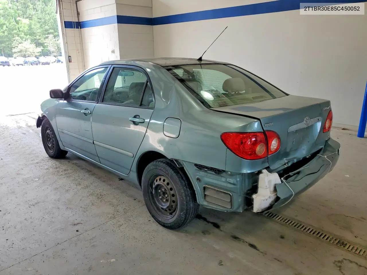 2005 Toyota Corolla Le VIN: 2T1BR30E85C450052 Lot: 62016516
