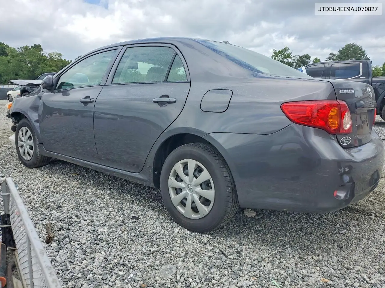 2010 Toyota Corolla Le VIN: JTDBU4EE9AJ070827 Lot: 61768396