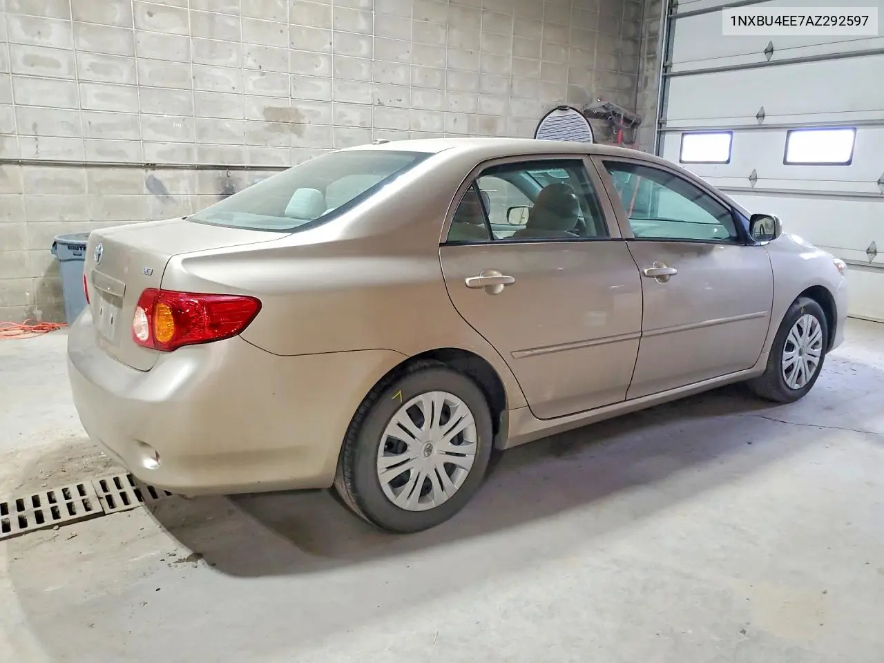 2010 Toyota Corolla Le VIN: 1NXBU4EE7AZ292597 Lot: 62002386