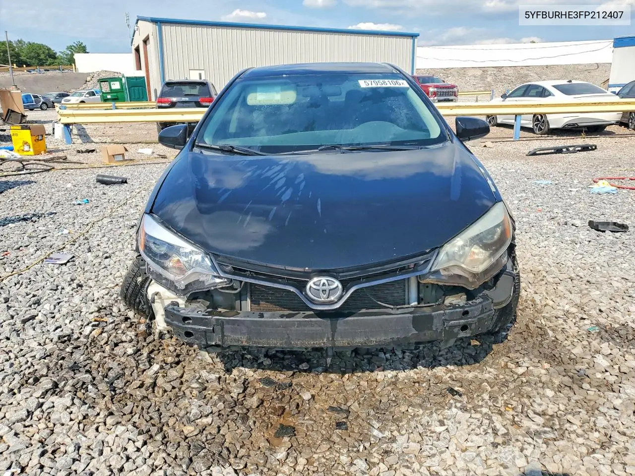 2015 Toyota Corolla Le VIN: 5YFBURHE3FP212407 Lot: 57958106